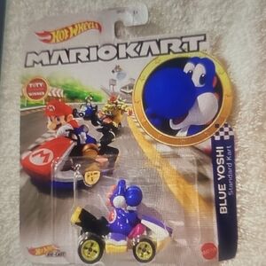 Hot Wheels Mario Kart Yoshi Racer